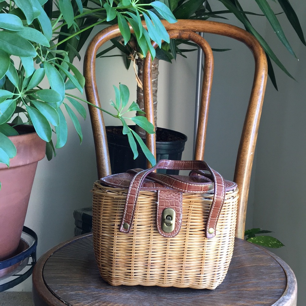 Mini basket bag